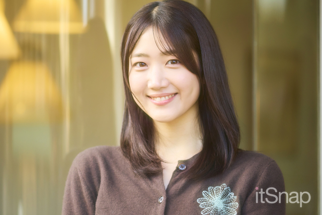 毛先だけ軽く内に入れたストレートでナチュラル仕上げ♡