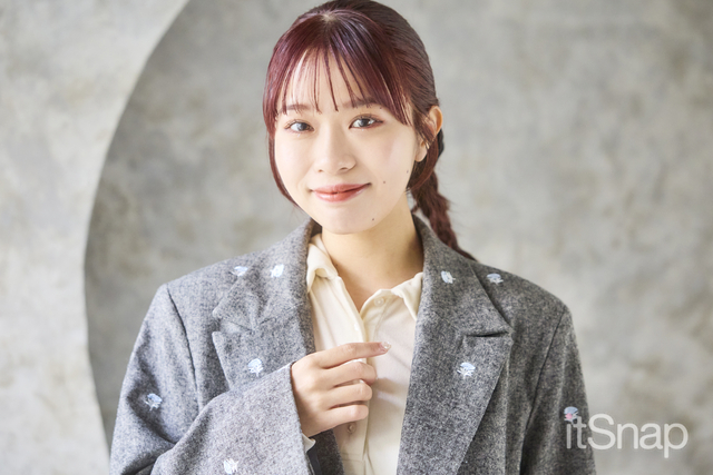 赤髪の三つ編みタイトポニーのセンスに拍手☆