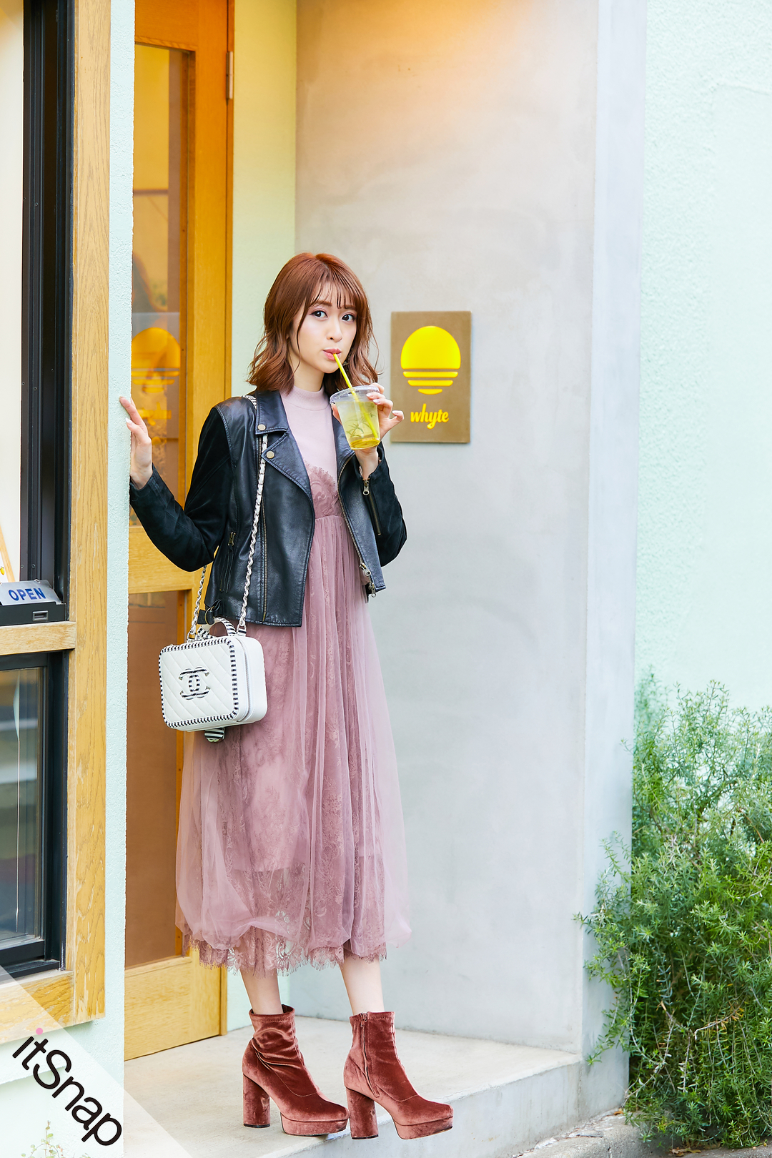 【素敵アイテム☆】コーデも格上げ♪ CHANEL ツイードミニバッグ シャネル CHANEL ツイード ミニボストンバッグ | Advanced Style