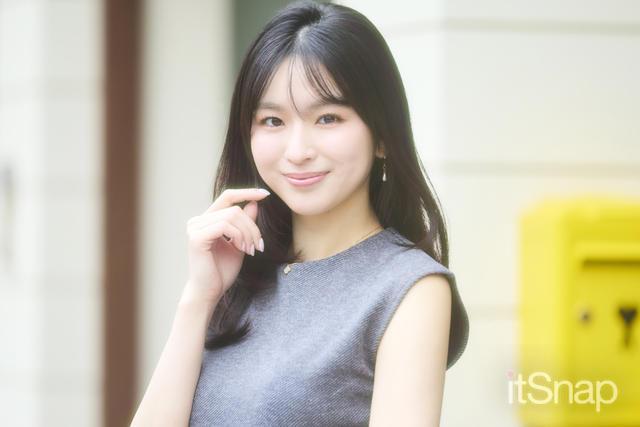 レイヤーいかしのワンカールで清潔感のある美人ムードに