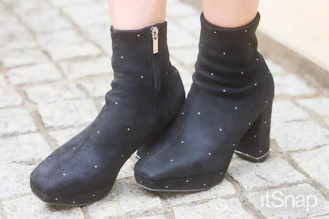 女子力を底上げする繊細なビジュー使いがポイント☆