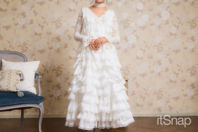 たっぷりのフリルが揺れるワンピで夢見心地なムードに♪