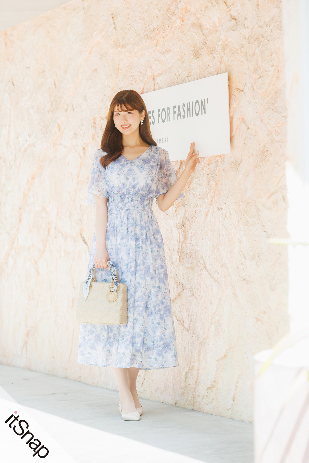【大人フェミニンコーデに♪】Dior ワンピース ときめく夏のフラワーロングワンピを レディ ディオールで