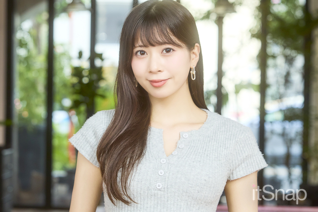 軽い毛先が夏らしいフェミニンスーパーロング♡