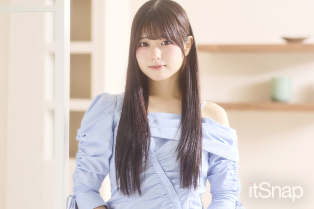 艶感のあるストレートロングで最上級の清潔感を♡
