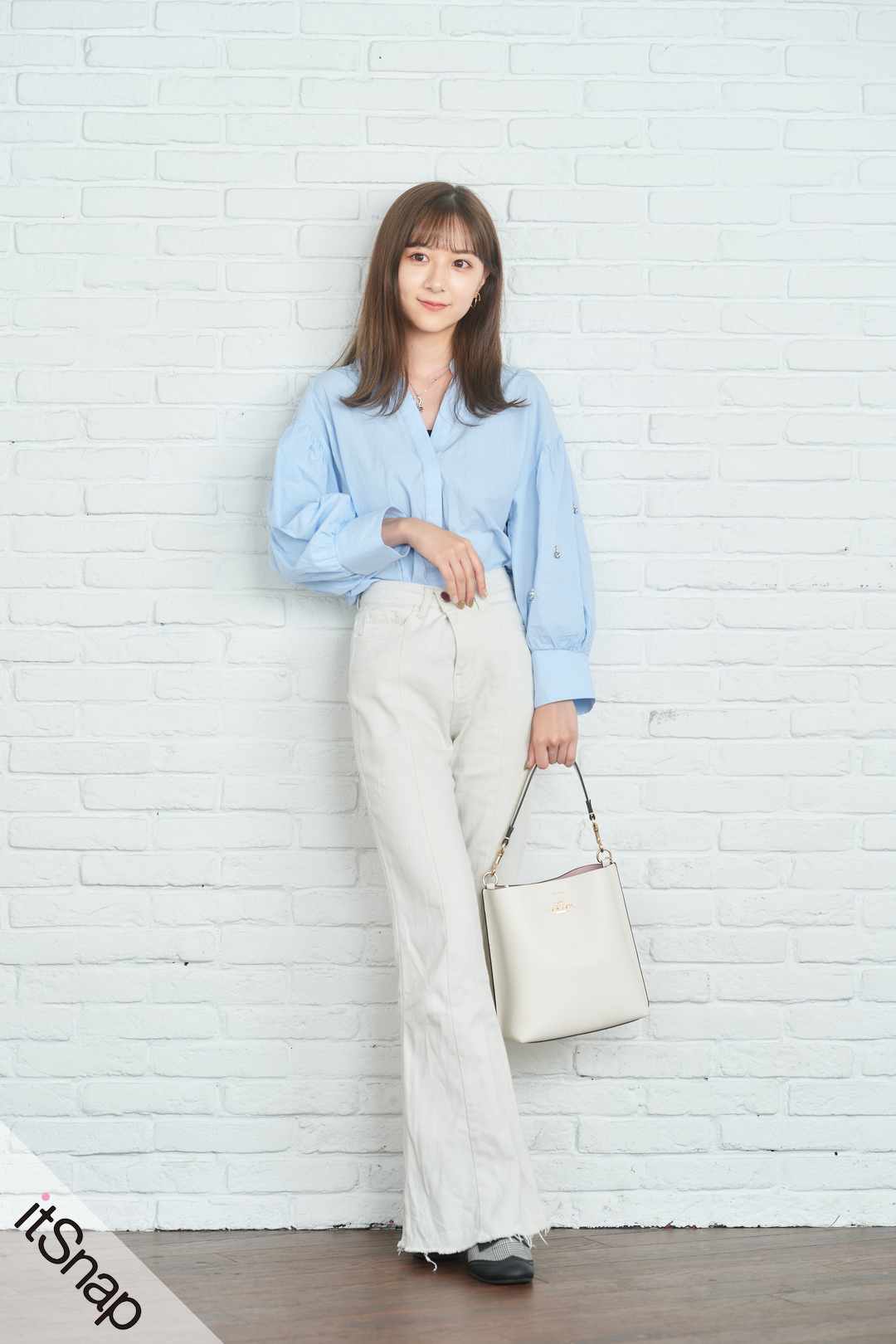 ZARA、GRLの人気ブランドMIXで エレガントなさわやかコーデに