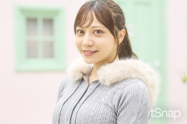 ゆる巻き×ラフなポニテでスッキリ清楚な印象に♡