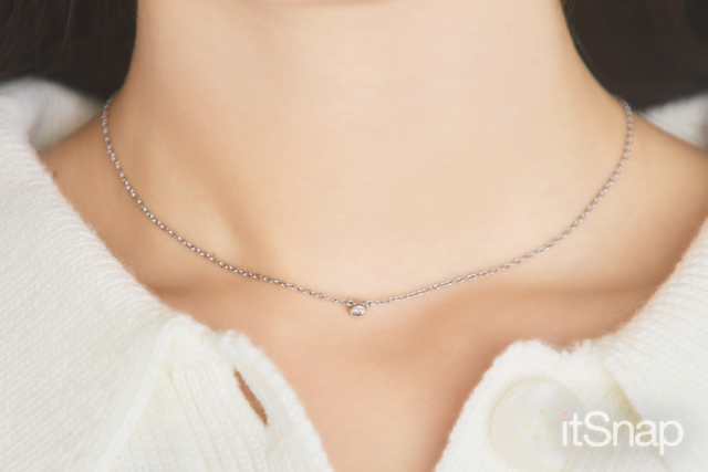 長さ調節できてチョーカー風も可能な万能ネックレス