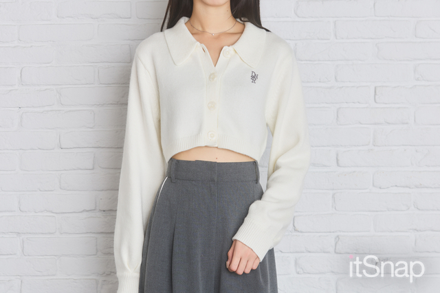 絶妙なお腹見せがコーデに軽さを出してBestバランスへ