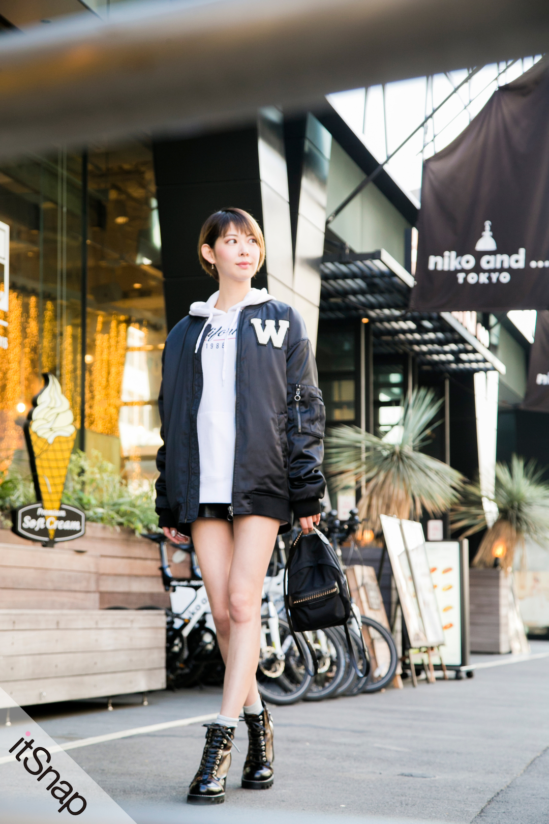 【ゆっきー】ZARAロゴトレーナー2点とデニムブルゾン2点おまとめ ZARA - ZARA Technics コラボロゴ入り ジップアップジャケット S