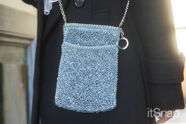 ジュエリーのような輝きがコーデのアクセントに☆