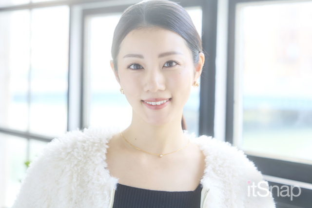 さらっと一つ結びにしてシンプルbut凛とした印象に♡