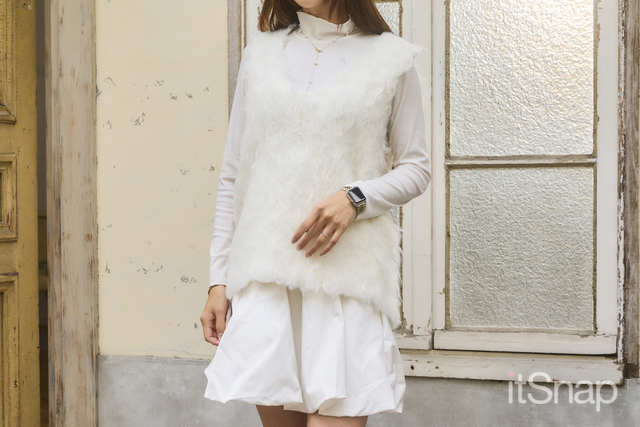 異素材ホワイトレイヤードが上級者の圧巻センス♪