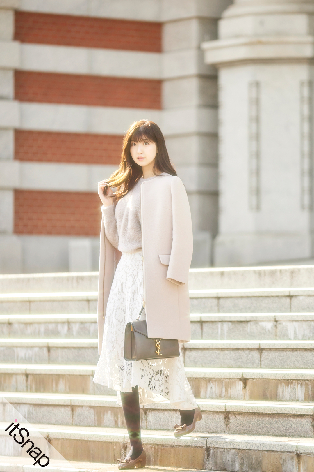 レース柄スカート✨ロング丈で魅力的な春夏コーデにぴったり 楽天市場】レーススカート 花柄 薄手 ミディアム丈 レース